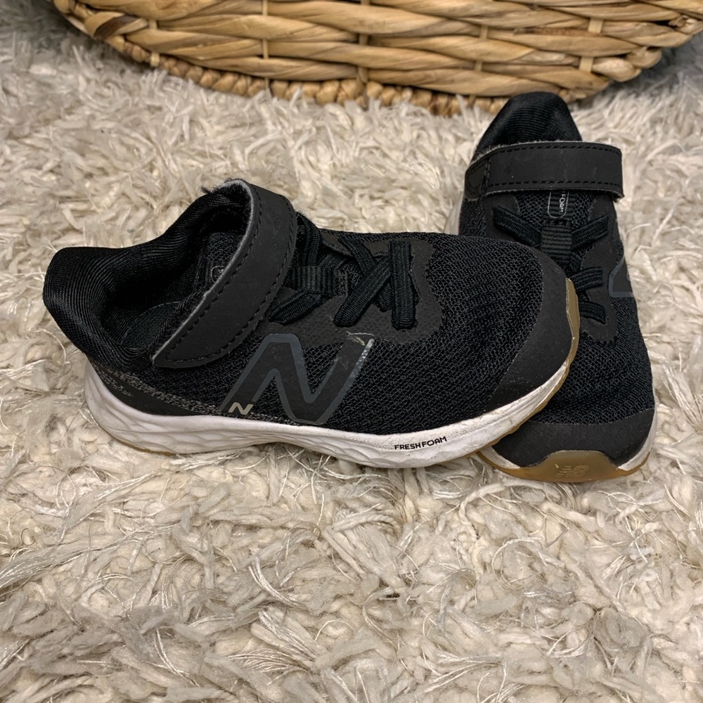 Toddler New Balance Infant’s Fresh Foam Arishi V4 Bungee Lace w/ Top Strap
